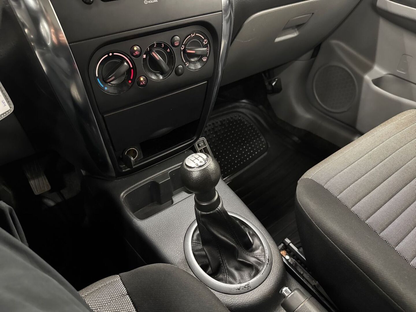 SUZUKI SX4 2011