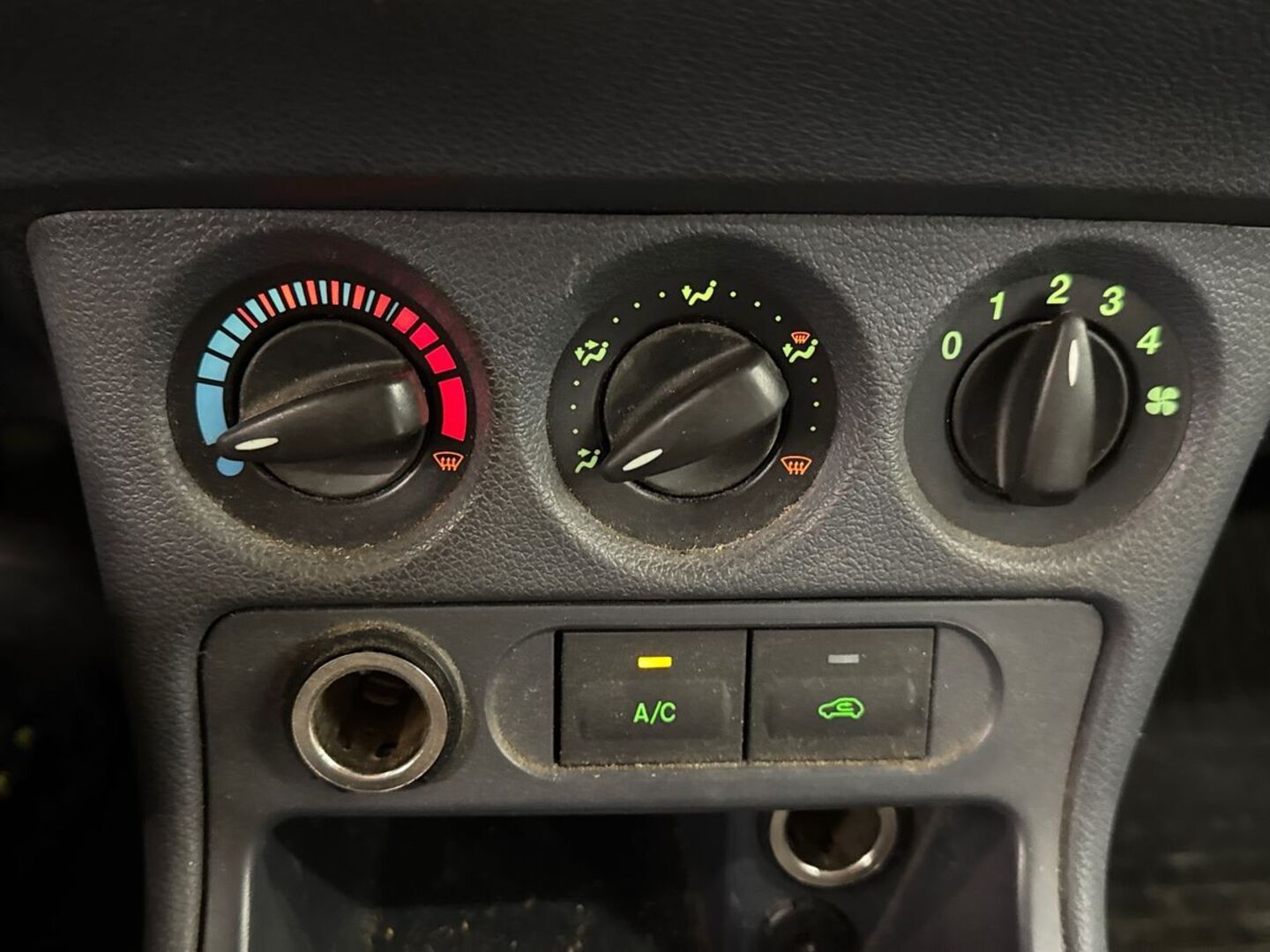 FORD Transit Connect 2013