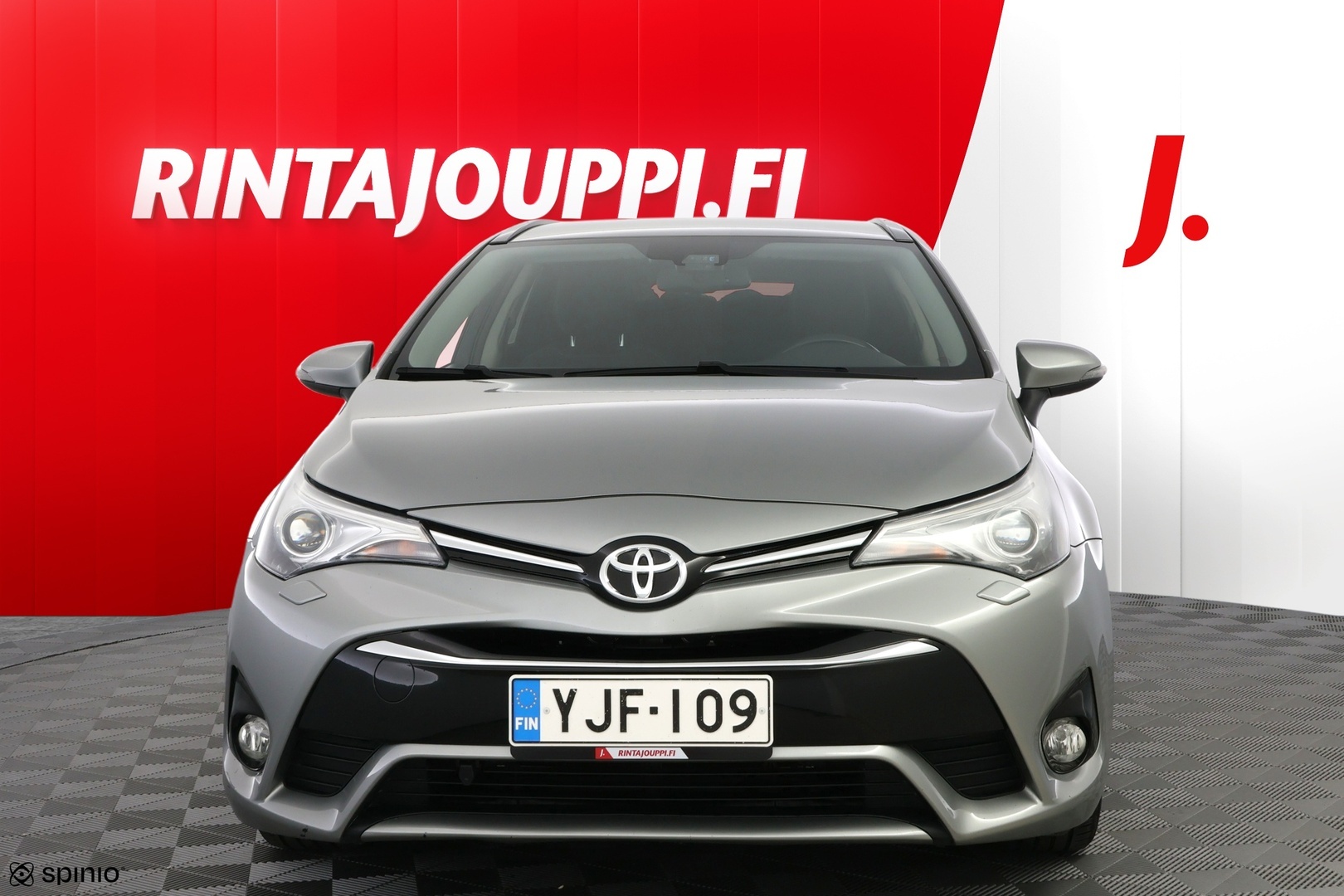 TOYOTA Avensis 2016