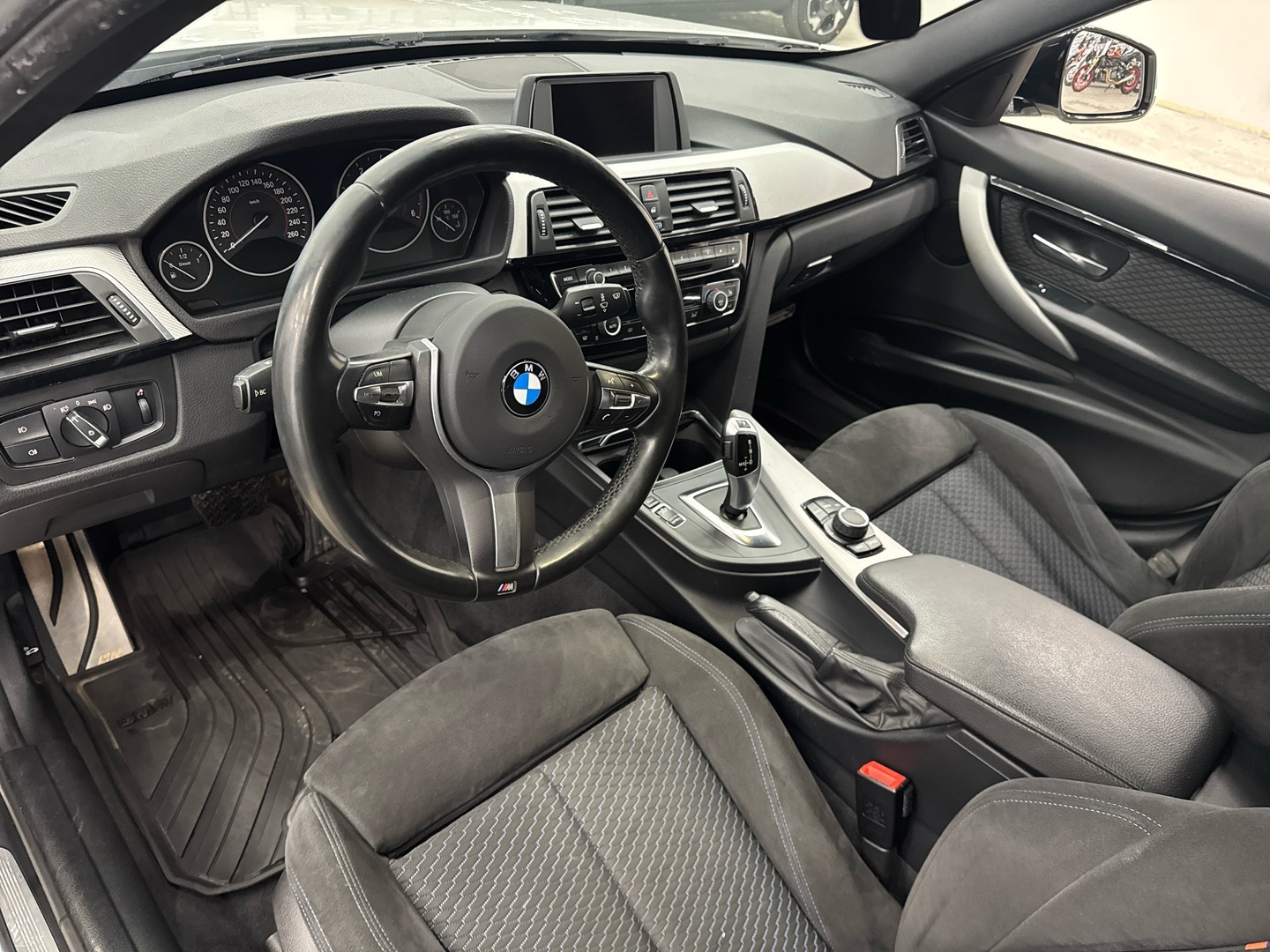 BMW 320 2016