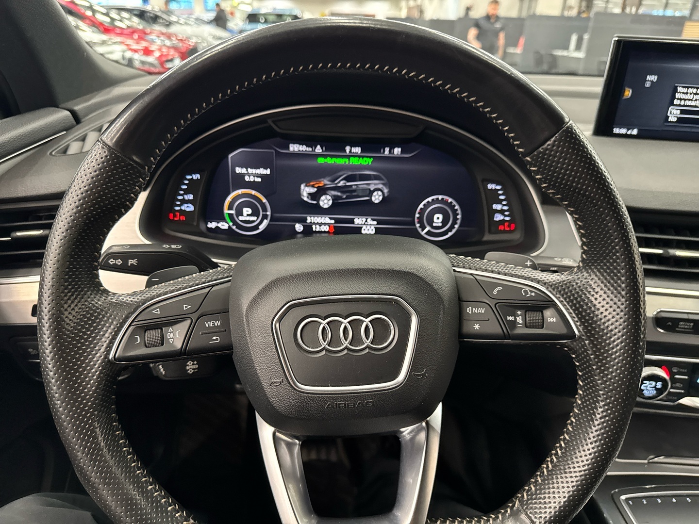 AUDI Q7 2016