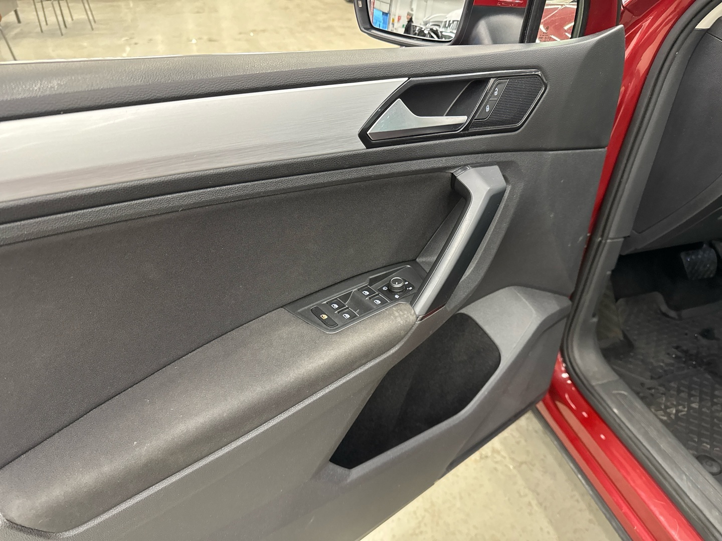 VOLKSWAGEN Tiguan 2017