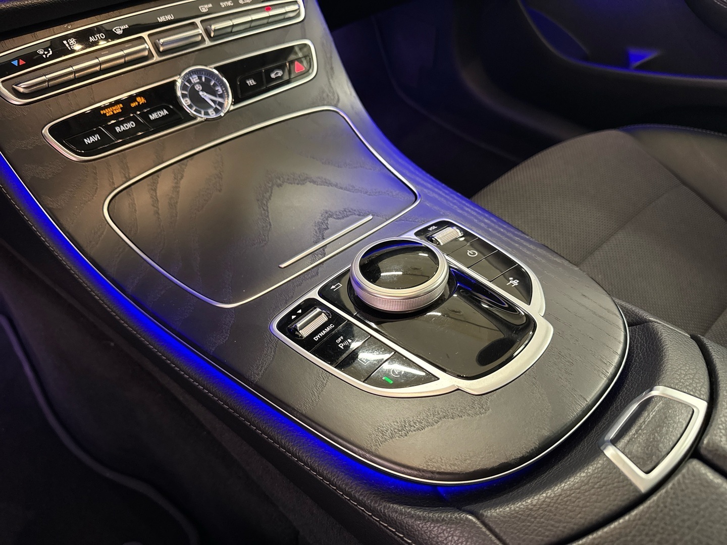 MERCEDES-BENZ E 2018