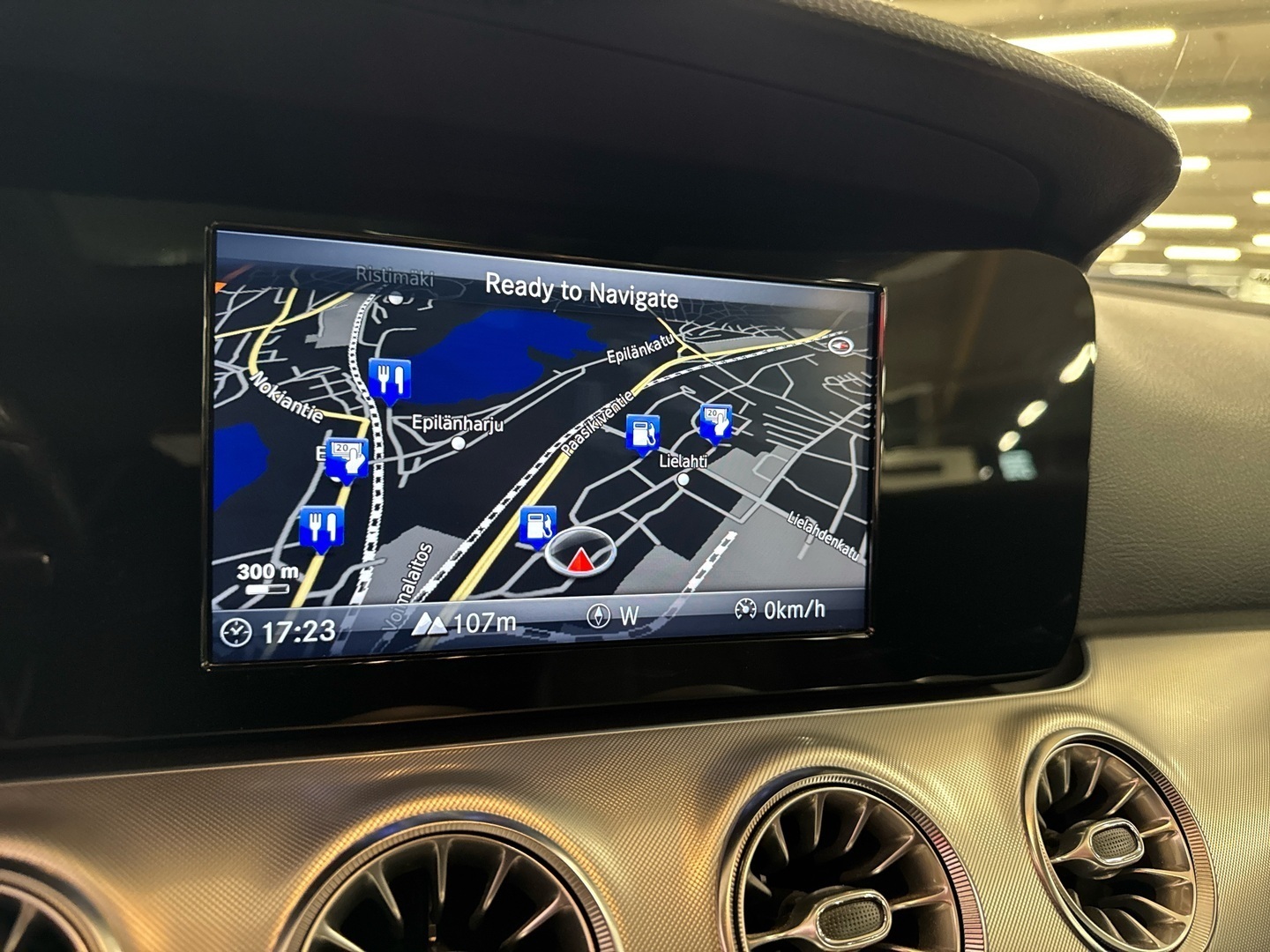 MERCEDES-BENZ E 2018