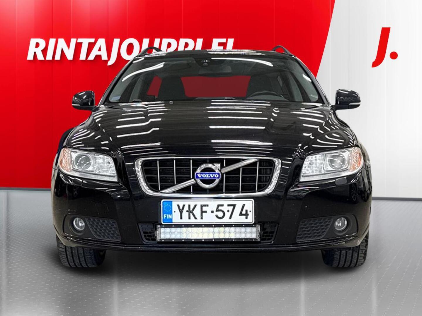 VOLVO V70 2011