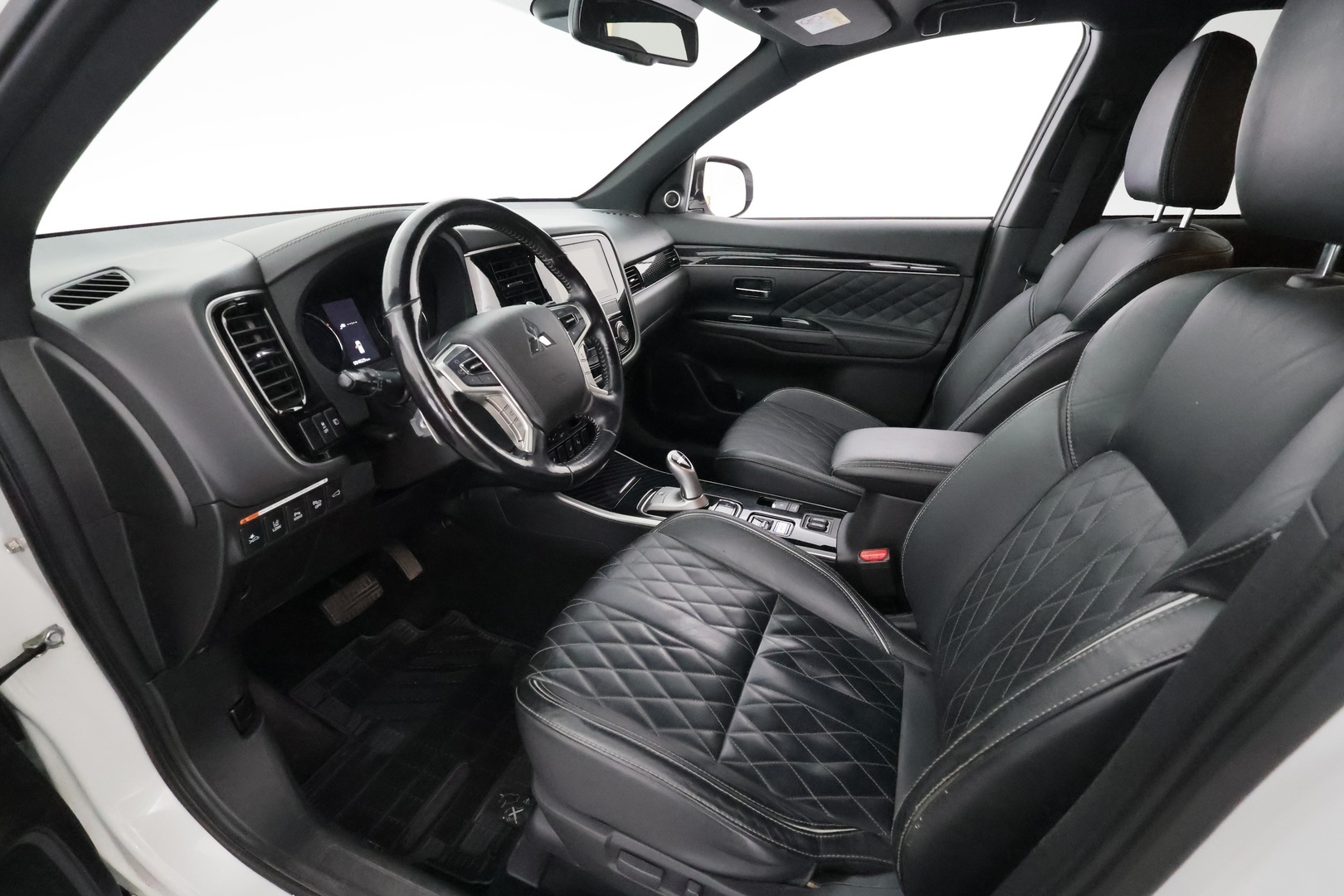 MITSUBISHI Outlander PHEV 2019