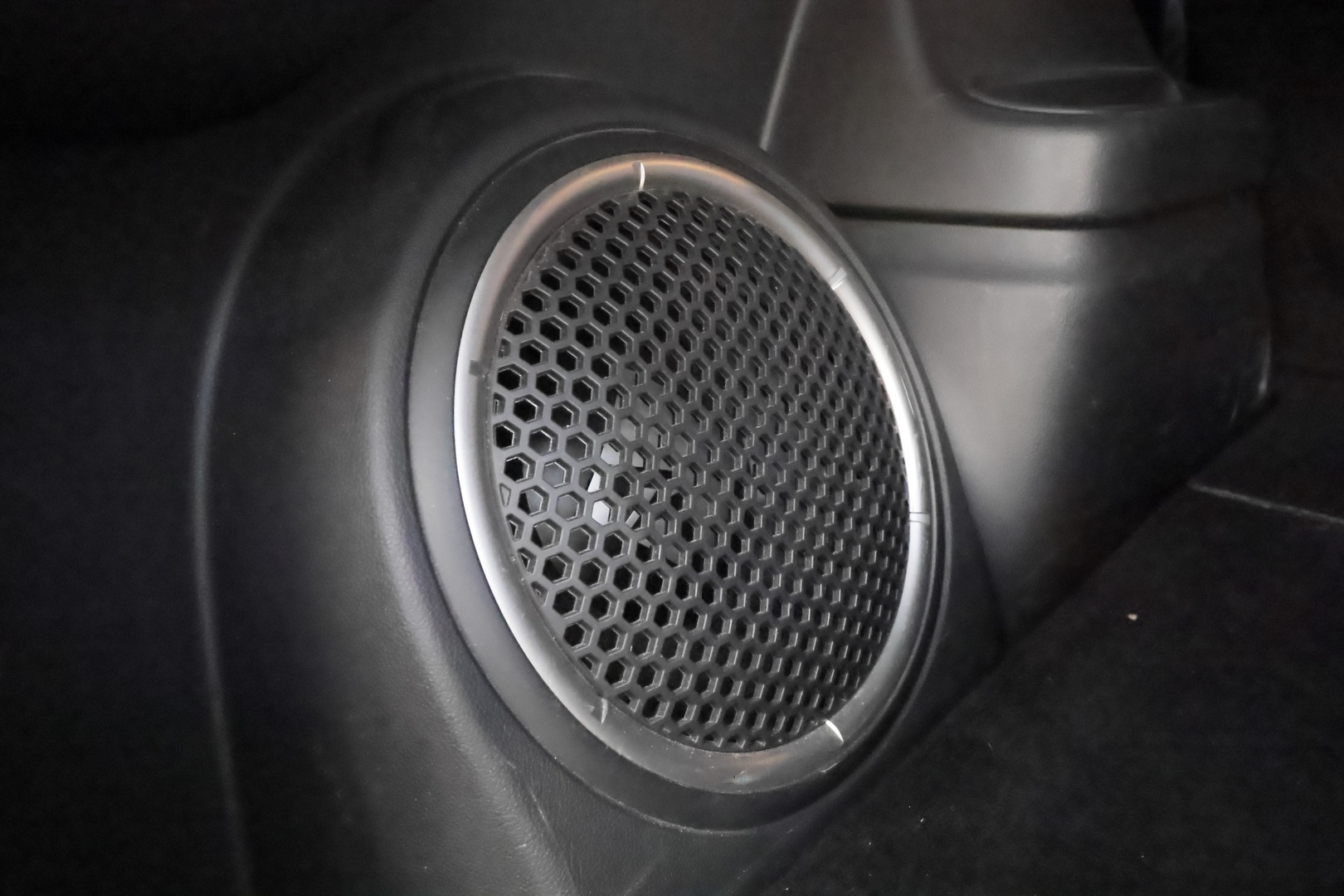 MITSUBISHI Outlander PHEV 2019