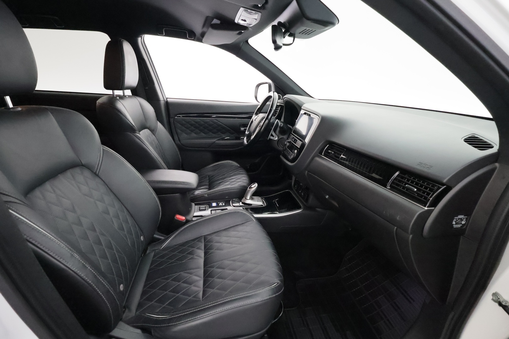 MITSUBISHI Outlander PHEV 2019