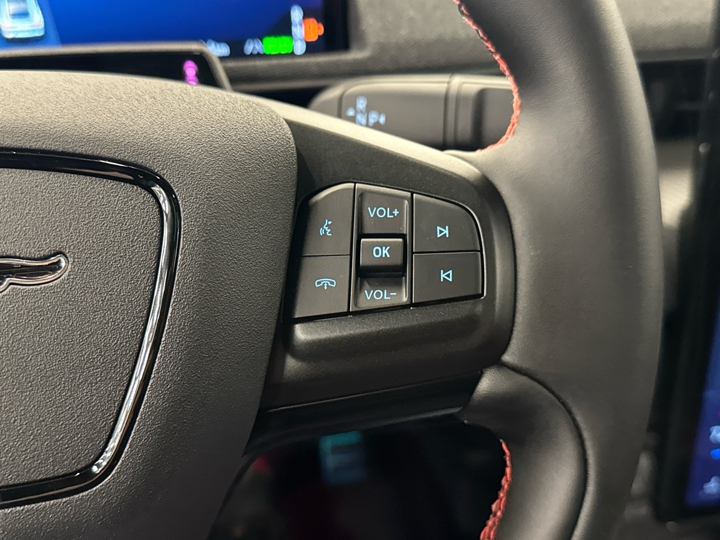 FORD Mustang Mach-E 2026