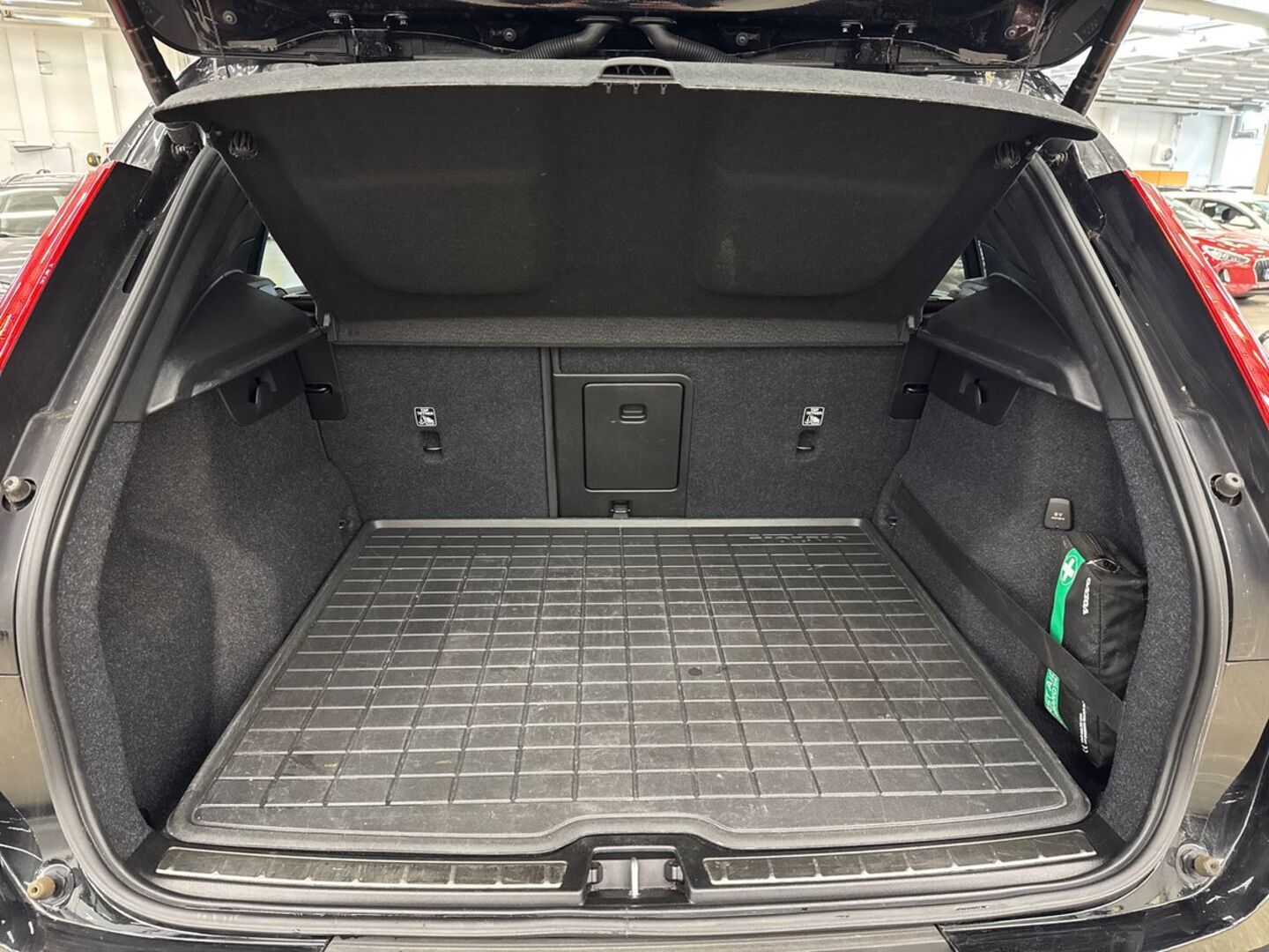VOLVO XC40 2021