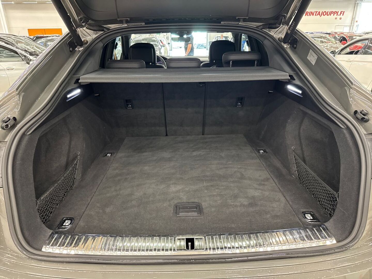 AUDI e-tron 2022