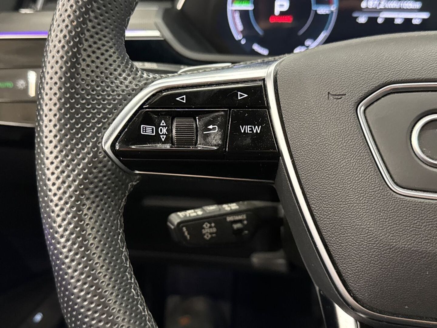 AUDI e-tron 2022