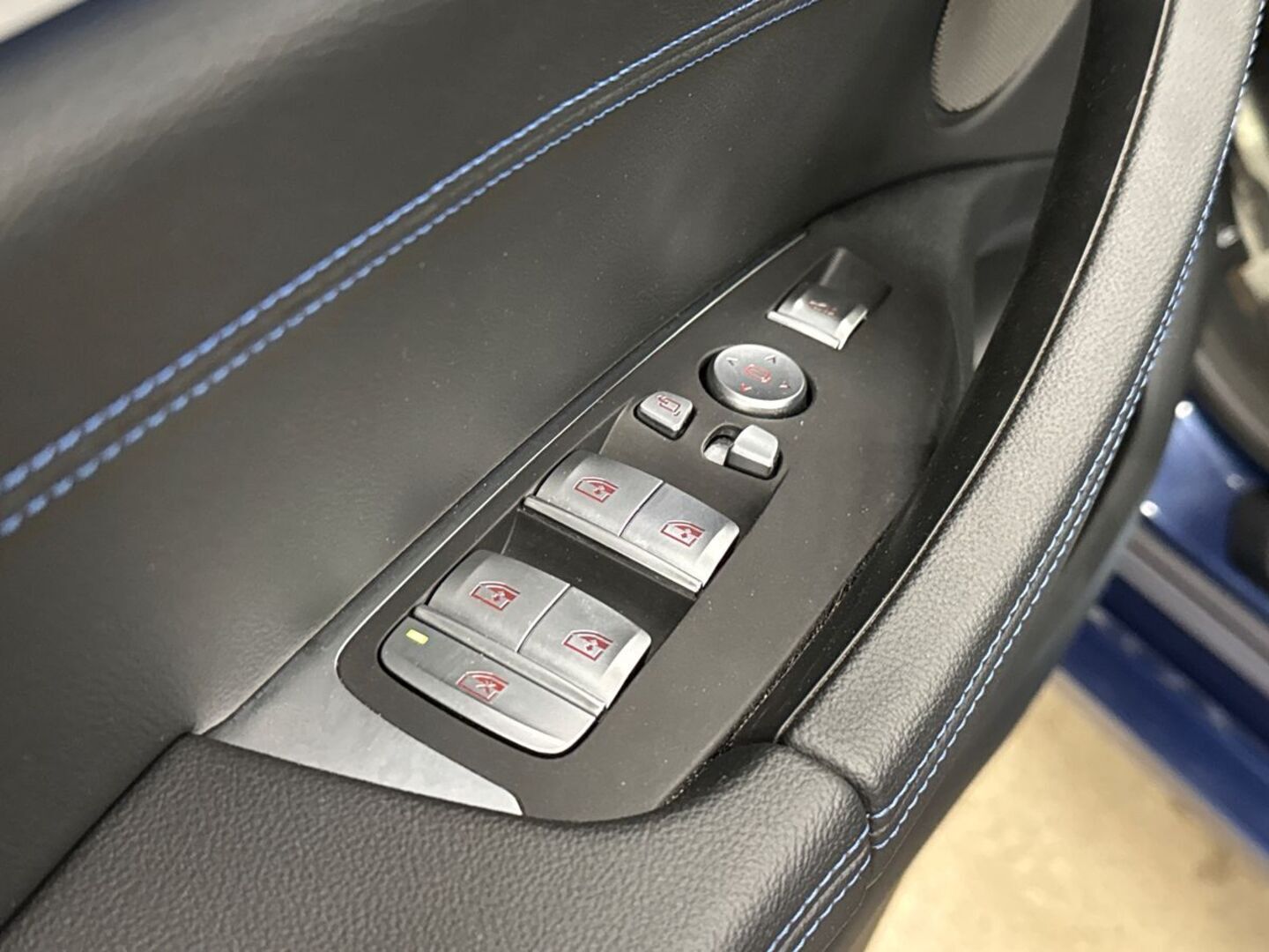 BMW iX3 2023