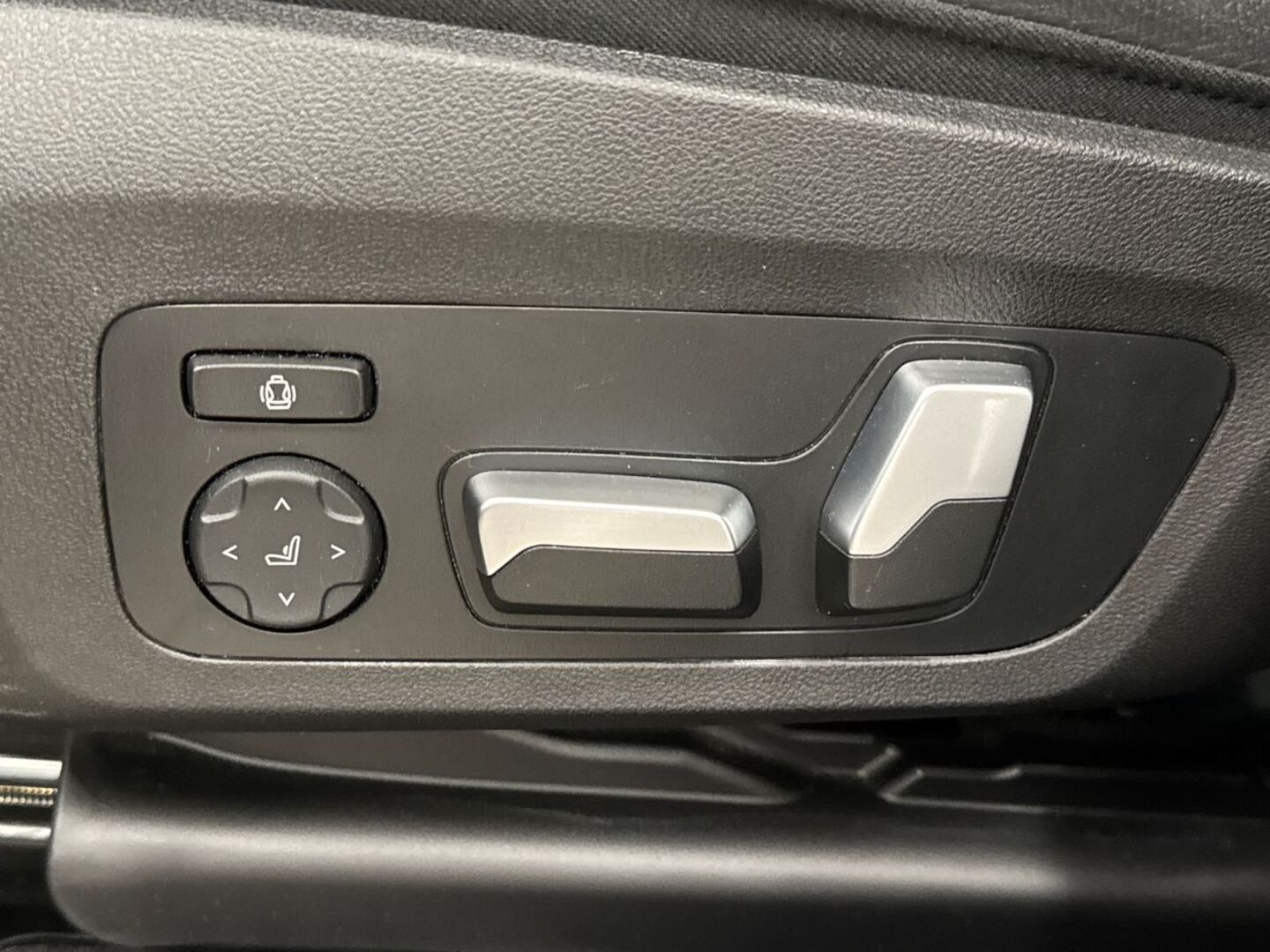 BMW iX3 2023