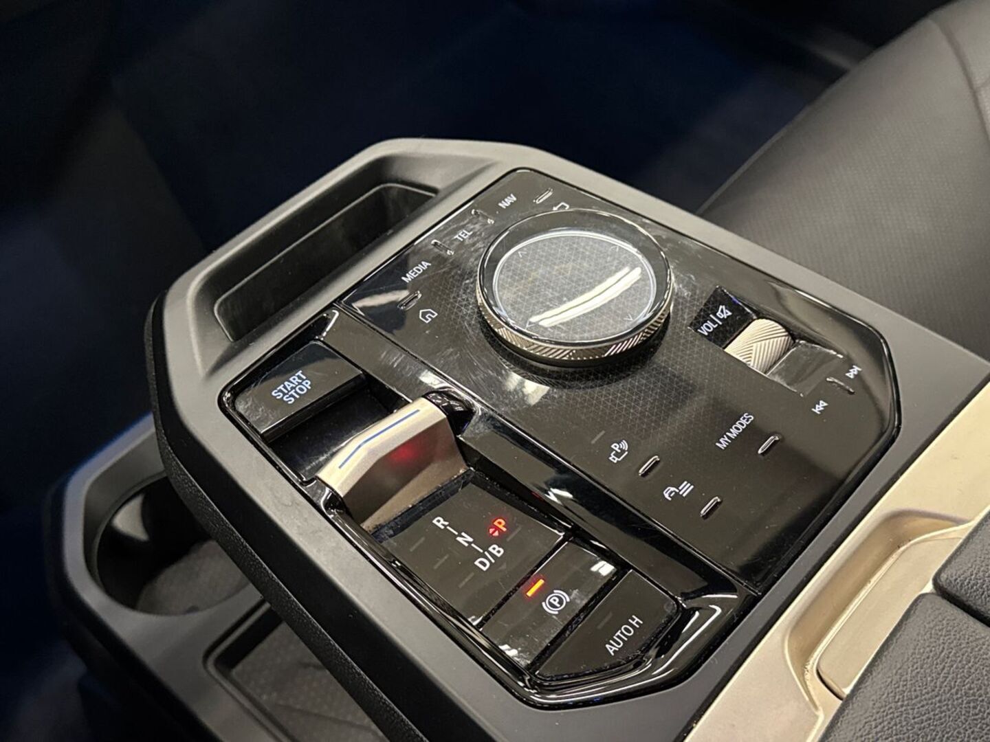 BMW iX 2022