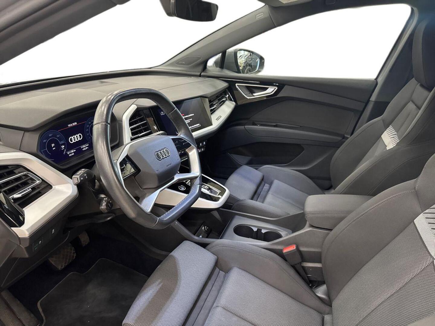 AUDI Q4 e-tron 2023