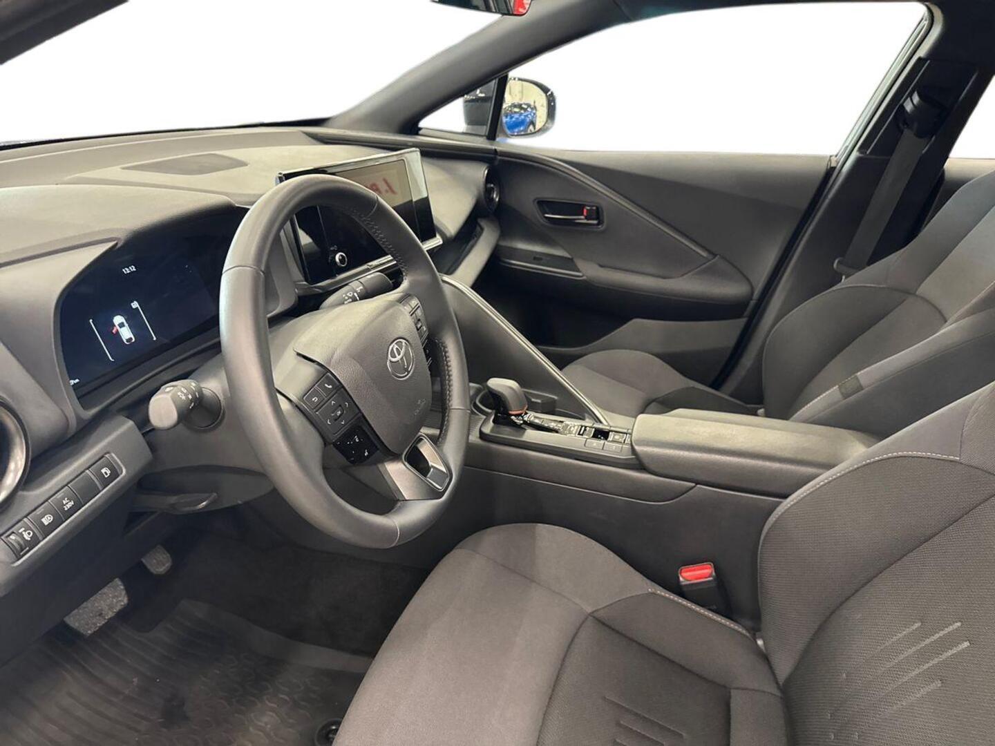TOYOTA C-HR 2025