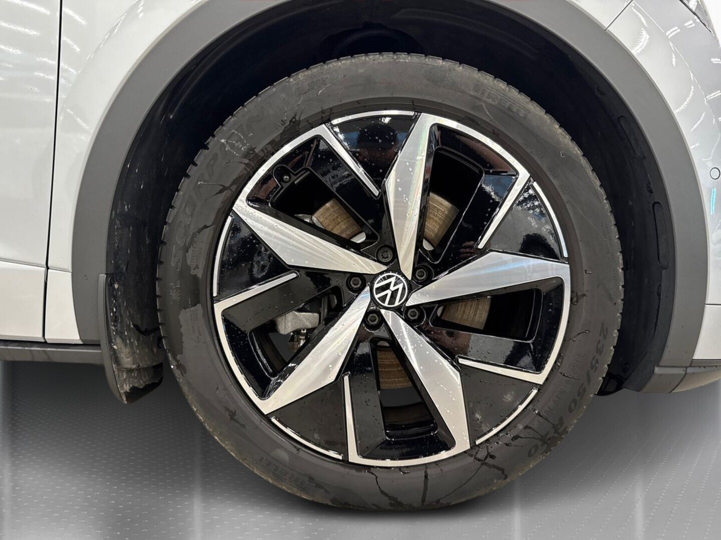 VOLKSWAGEN ID.5 2023