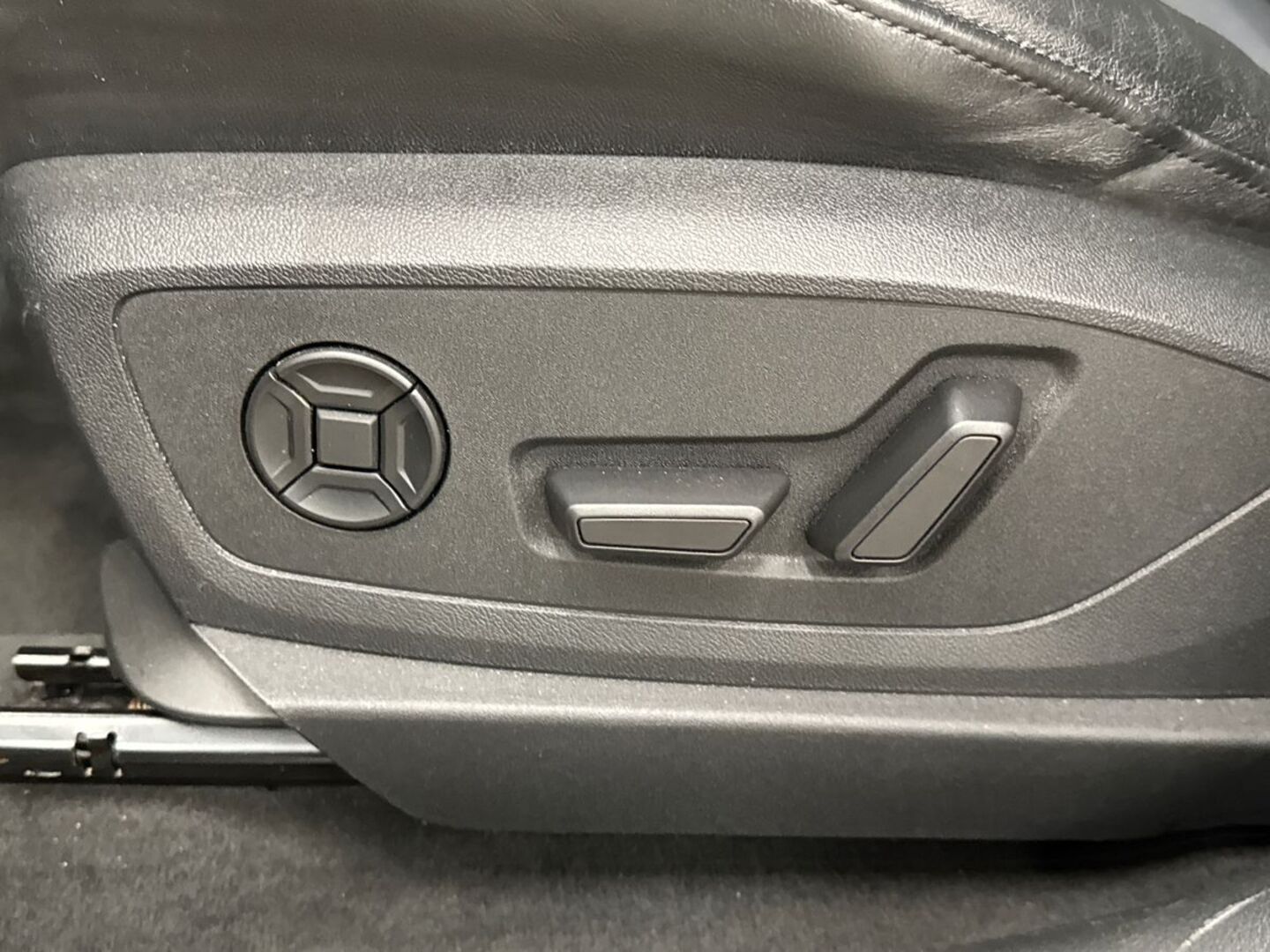 AUDI e-tron 2021