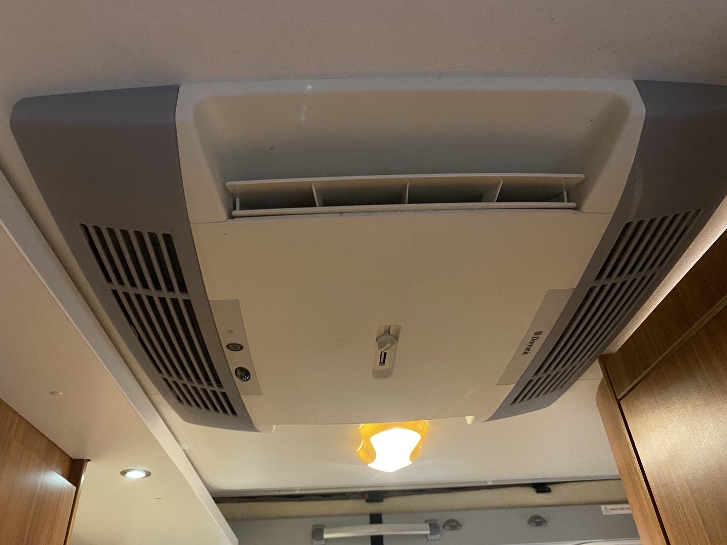 ADRIA MATRIX M 680SP 2010