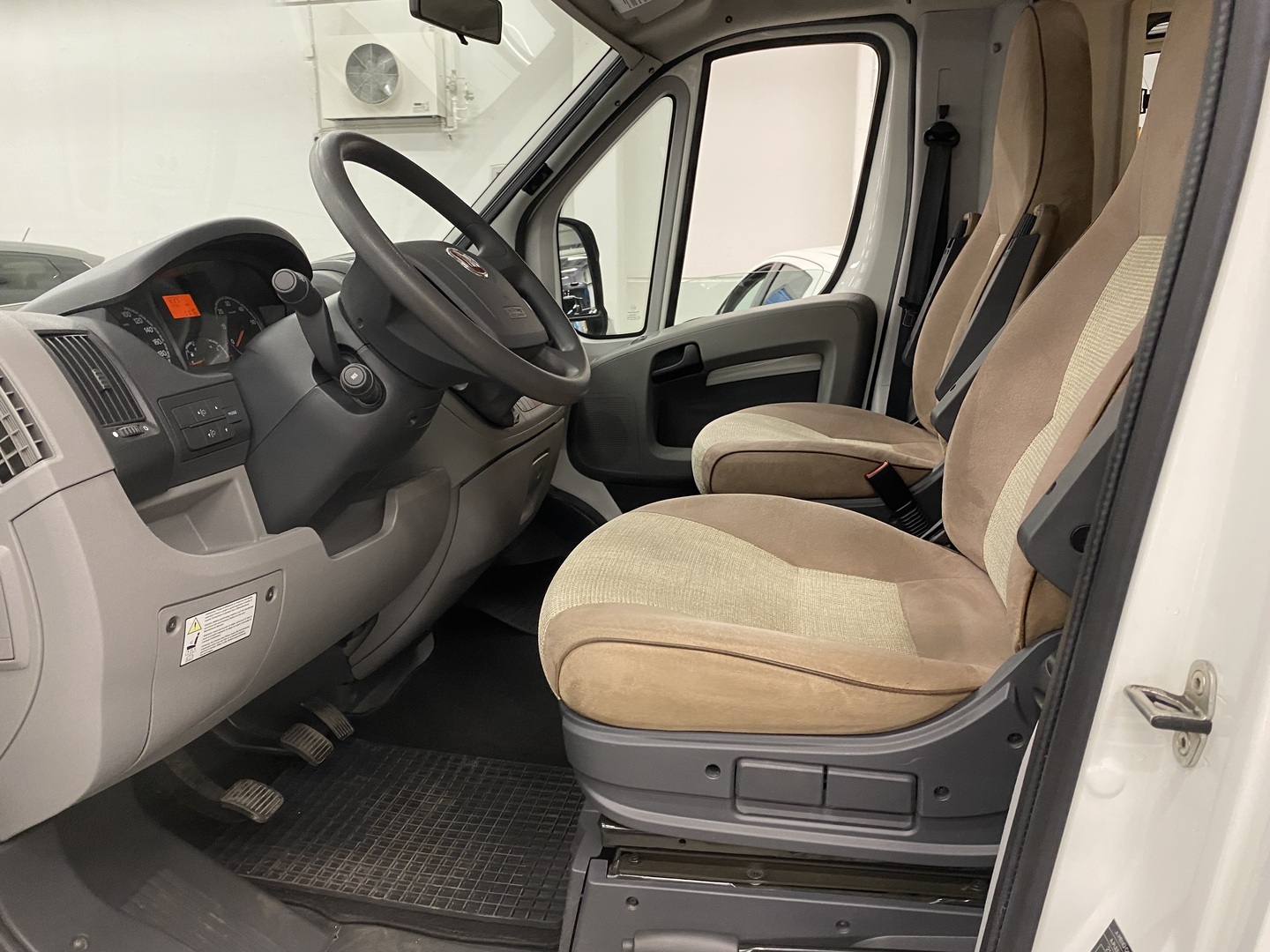 ADRIA MATRIX M 680SP 2010