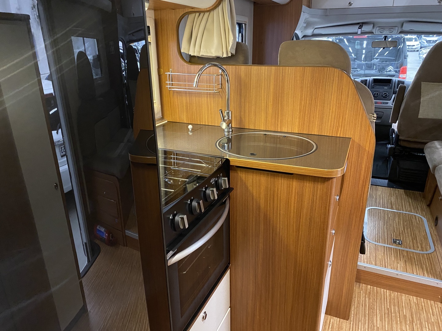 ADRIA MATRIX M 680SP 2010