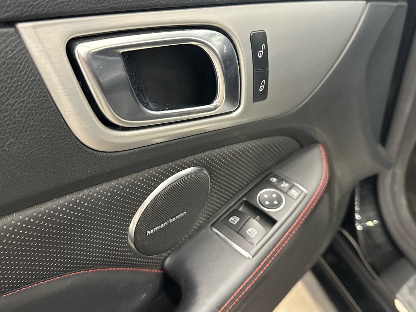 MERCEDES-BENZ SLK 2011