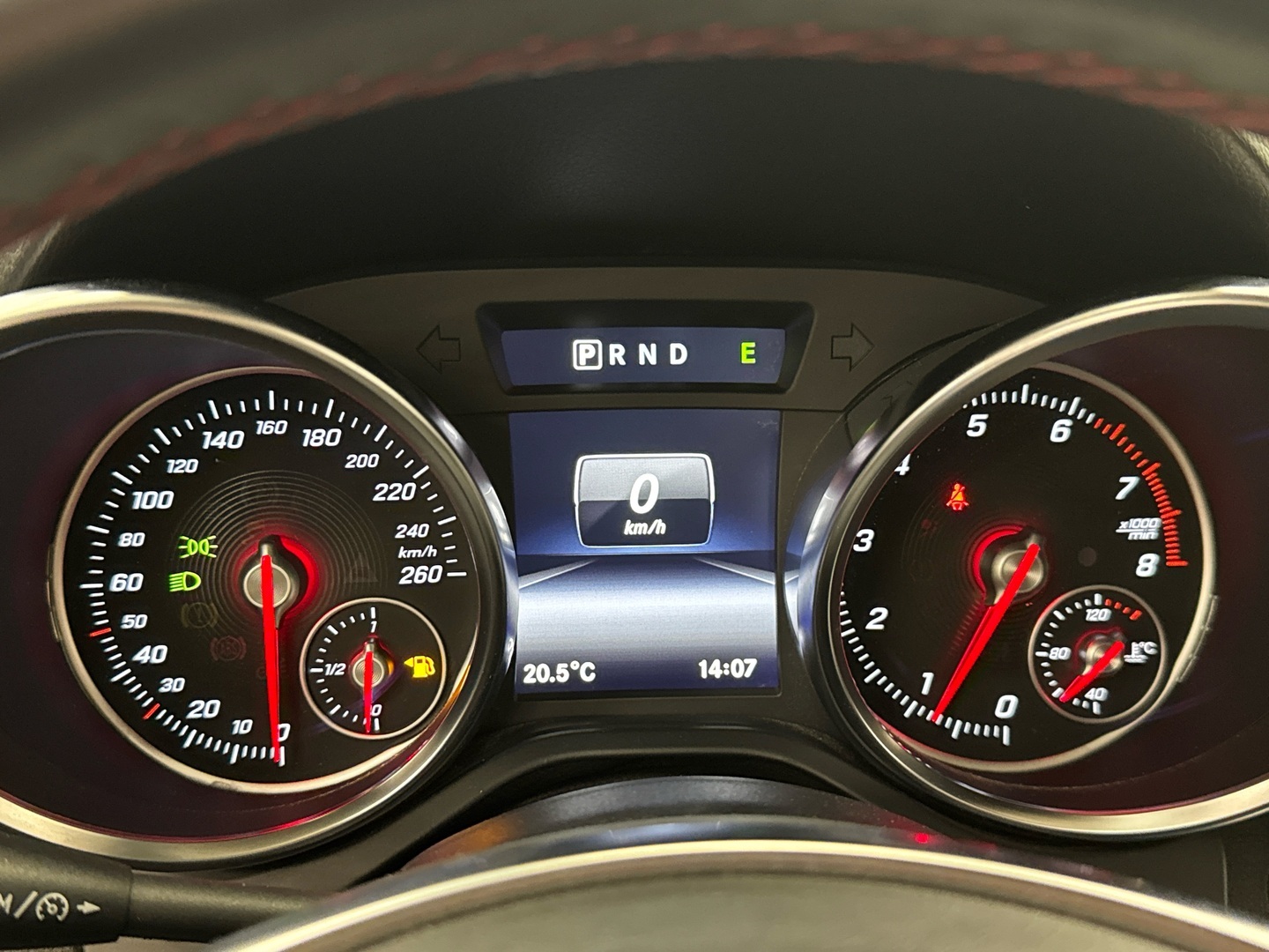 MERCEDES-BENZ SLK 2011