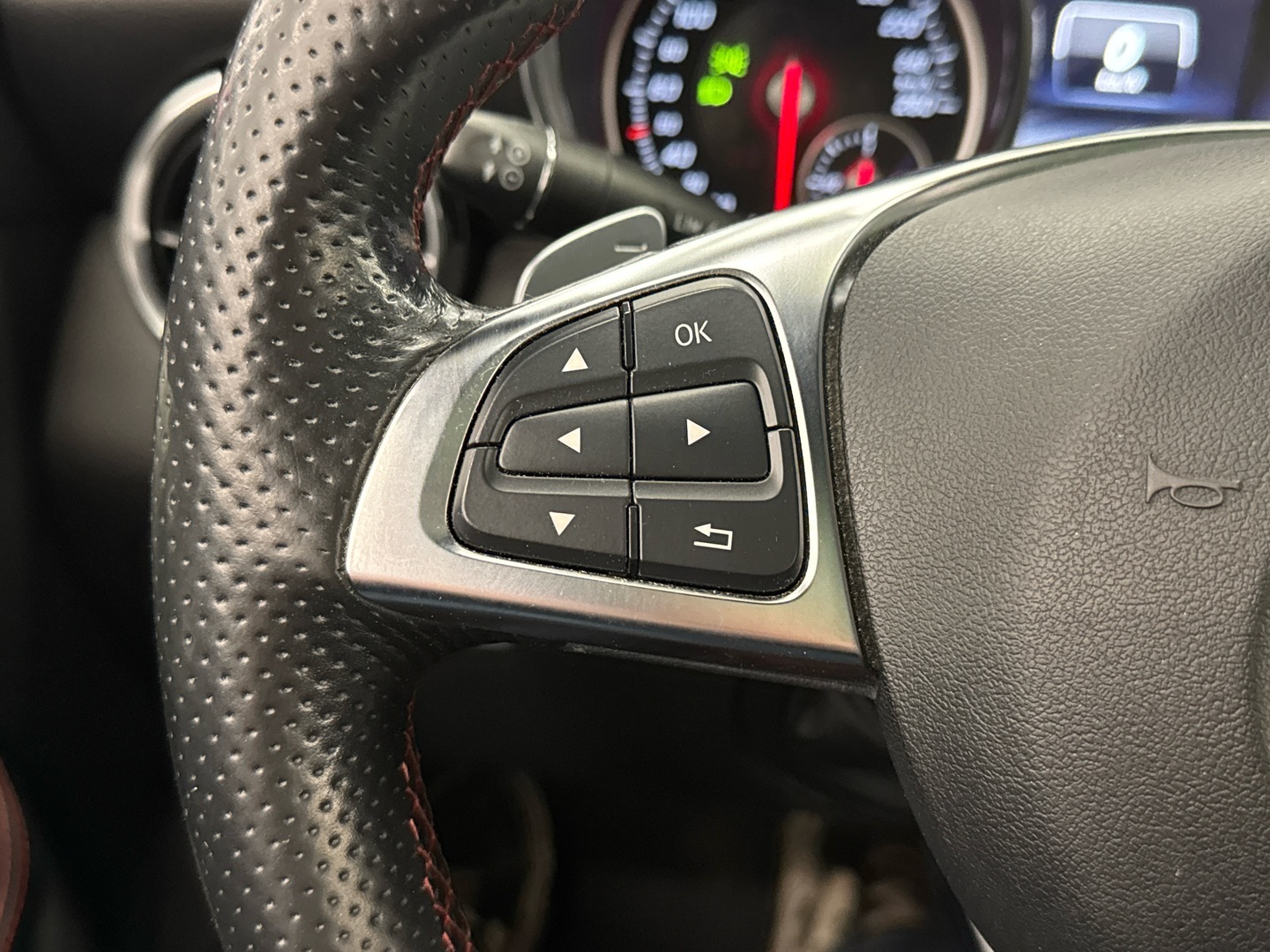 MERCEDES-BENZ SLK 2011