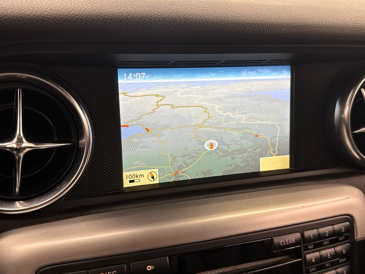 MERCEDES-BENZ SLK 2011