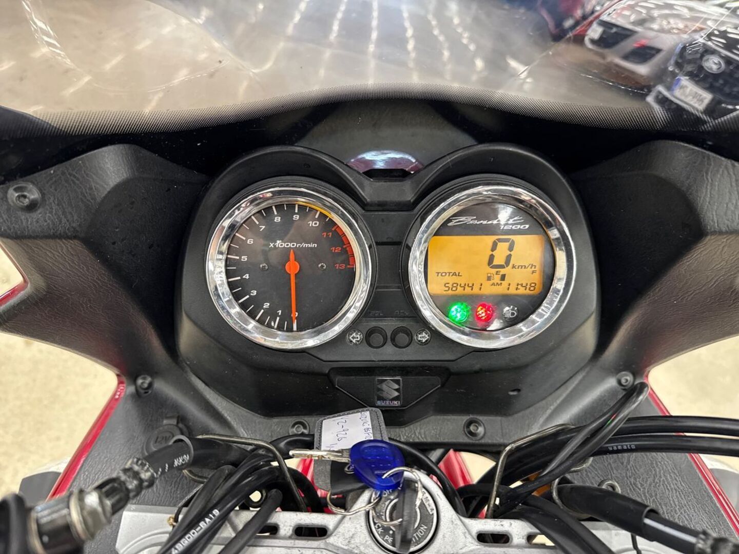 SUZUKI GSF 2006