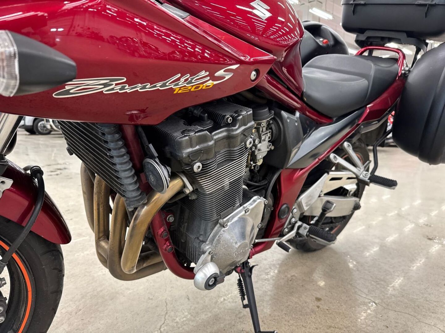 SUZUKI GSF 2006