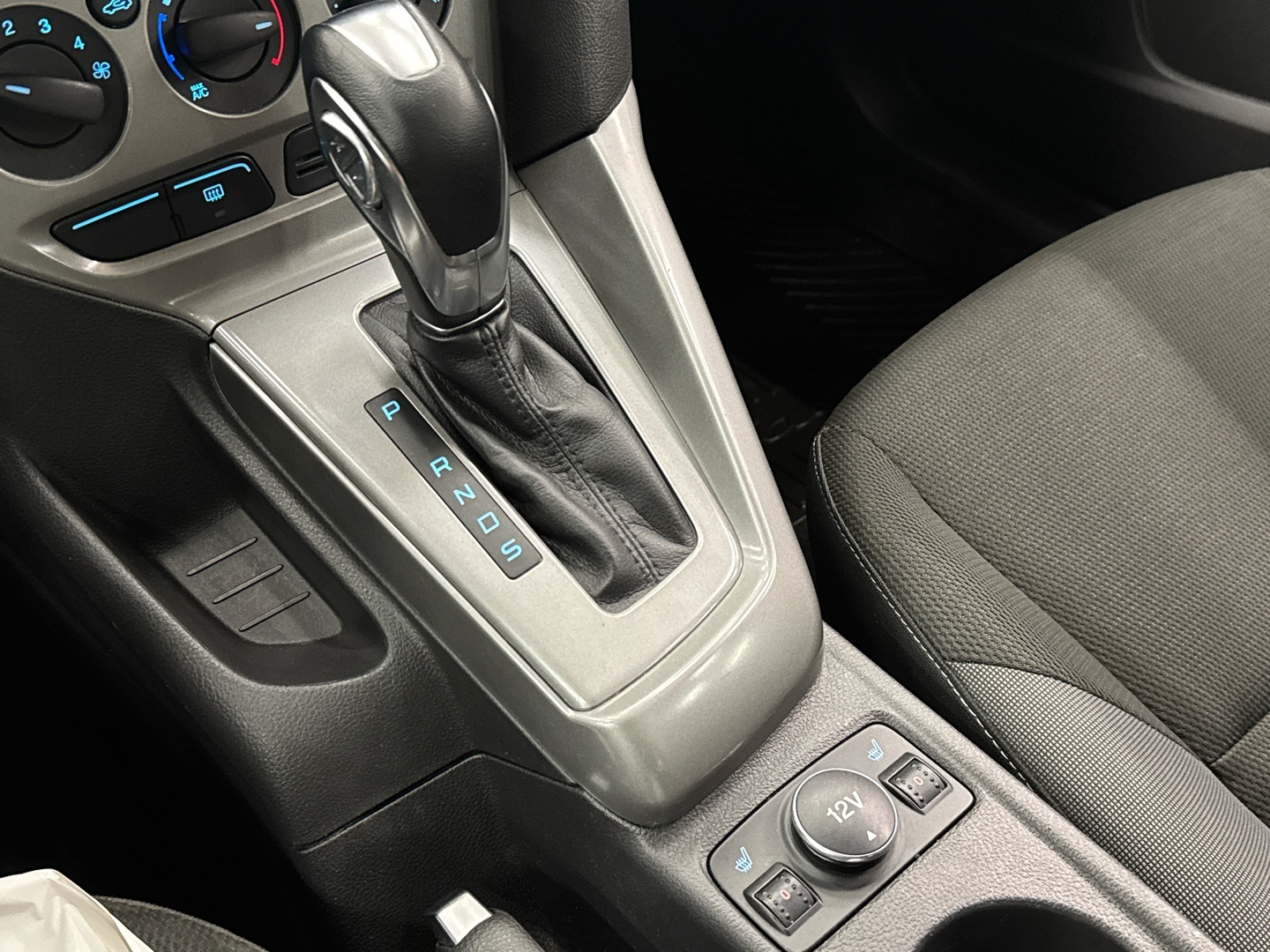 FORD Focus 2012