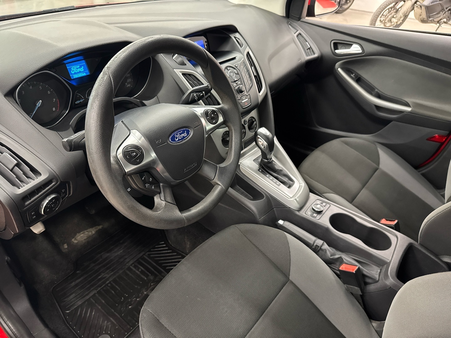 FORD Focus 2012