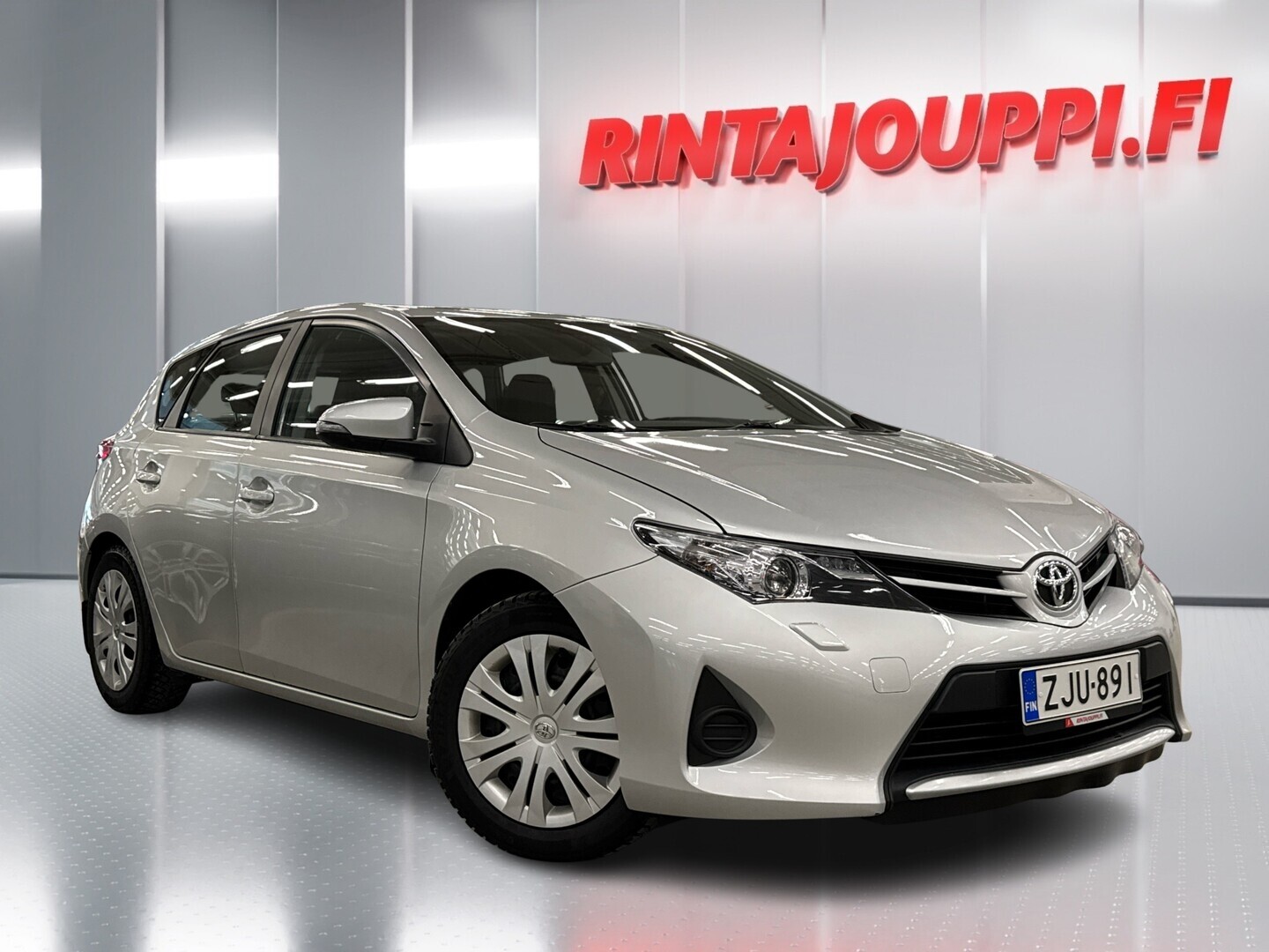 TOYOTA Auris 2013