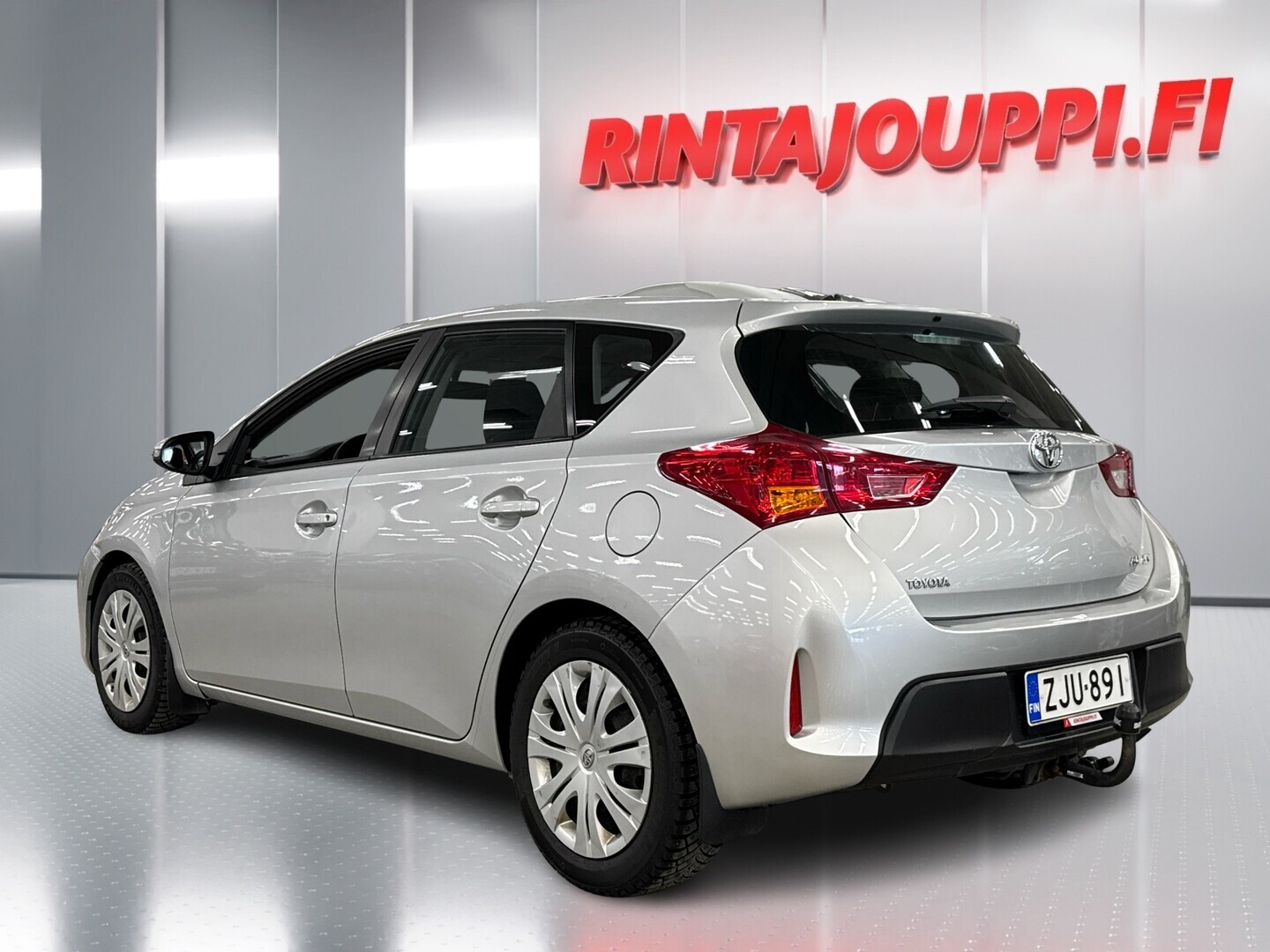TOYOTA Auris 2013