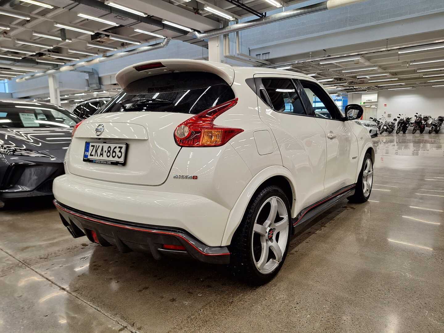 NISSAN Juke 2013