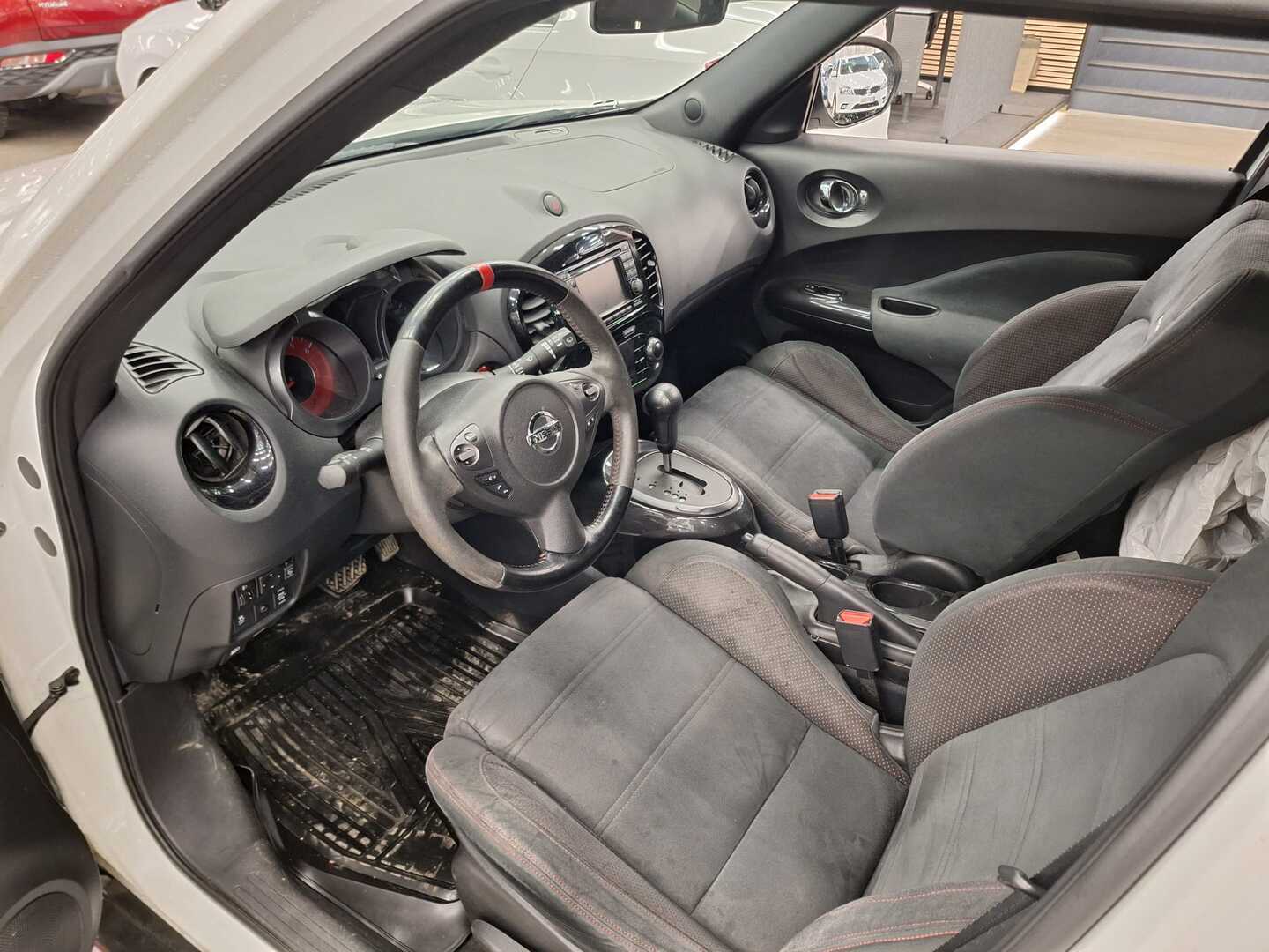NISSAN Juke 2013