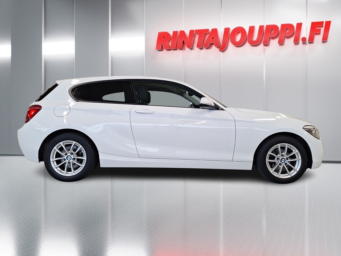 BMW 114 2015