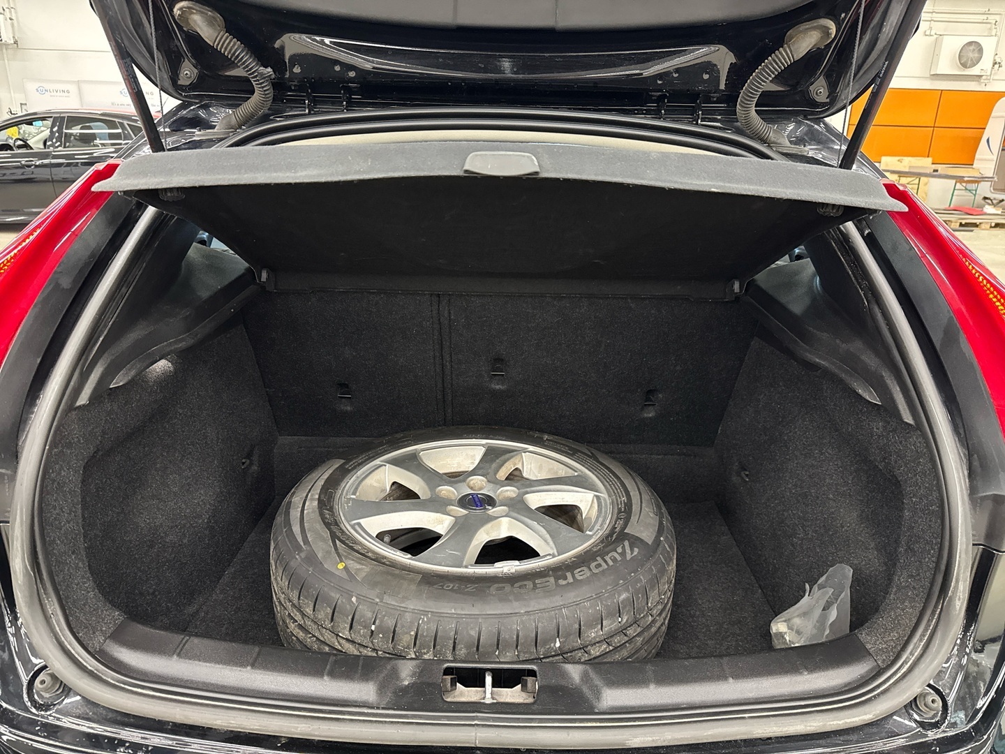 VOLVO V40 Cross Country 2015