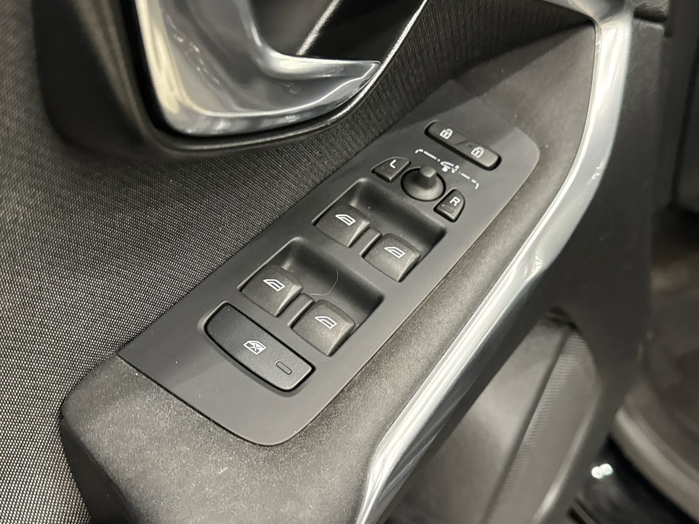 VOLVO V40 Cross Country 2015