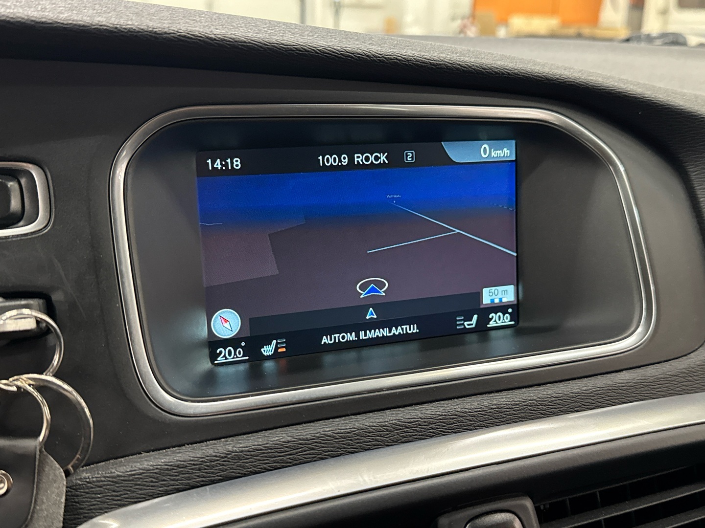 VOLVO V40 Cross Country 2015