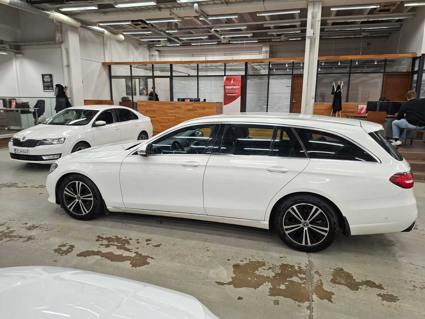 MERCEDES-BENZ E 2018