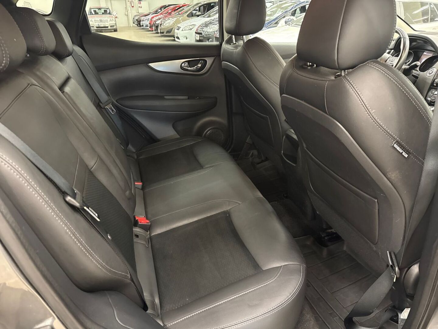 NISSAN Qashqai 2018