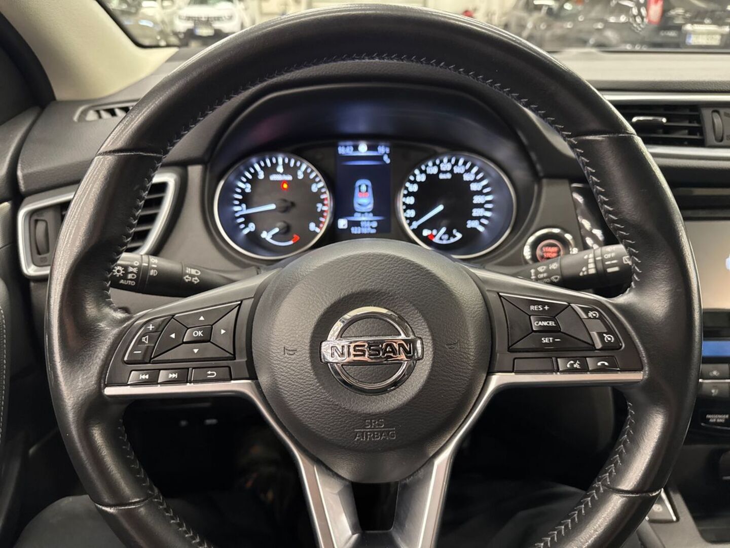 NISSAN Qashqai 2018
