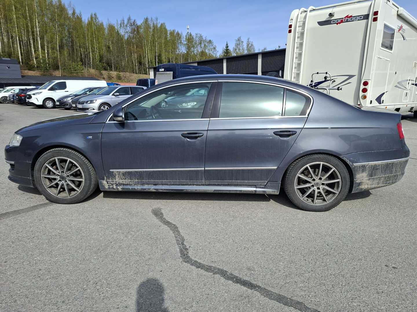 VOLKSWAGEN Passat 2010