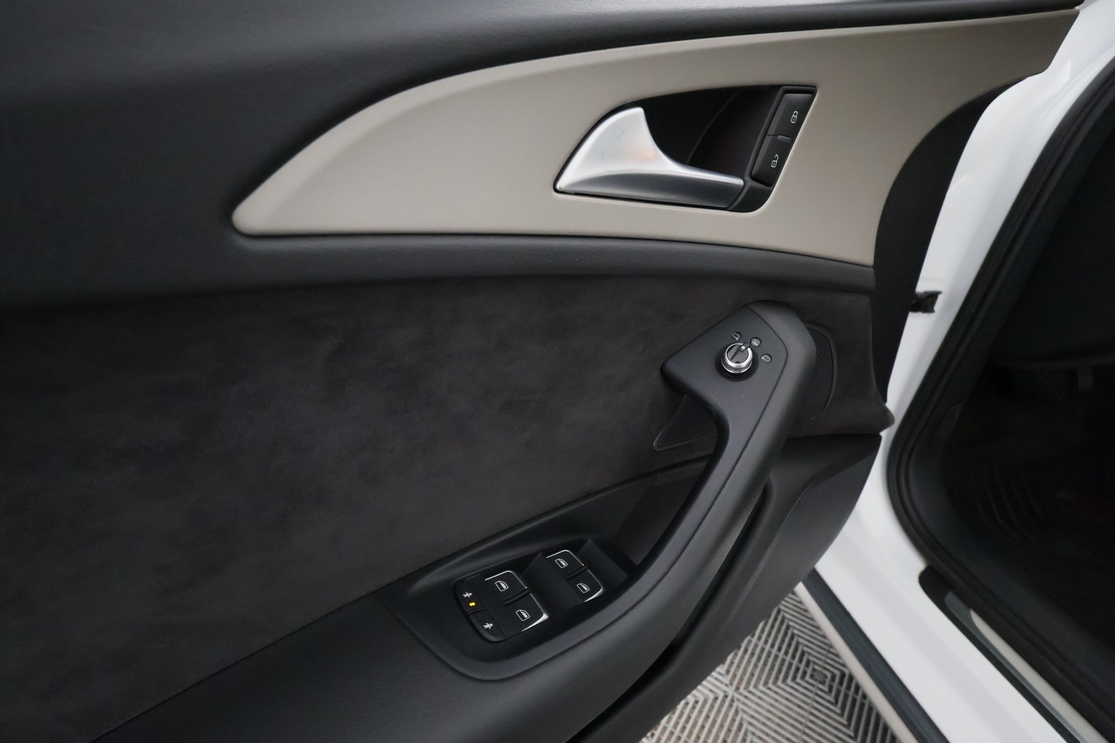 AUDI A6 allroad quattro 2015