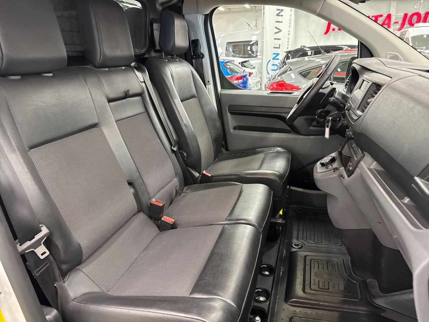 TOYOTA Proace 2020