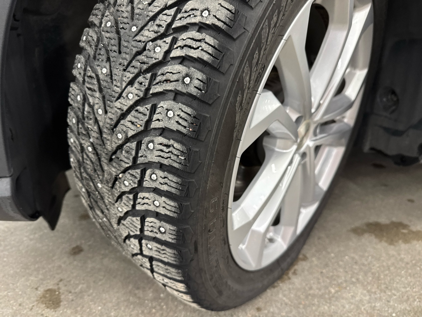 MERCEDES-BENZ E 2021