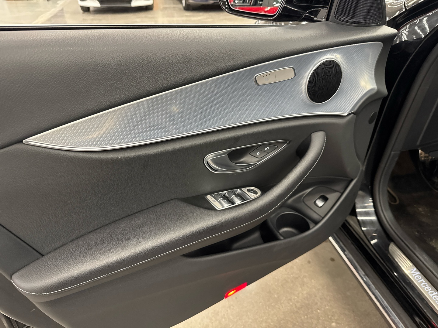 MERCEDES-BENZ E 2021